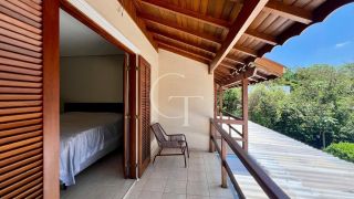 Refúgio Contemporâneo na Fazenda Vila Real com Vista permanente para a mata, 5 suítes e piscina com prainha