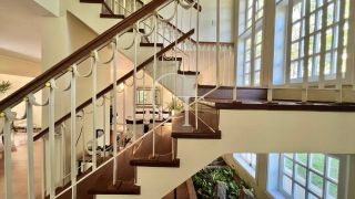 Casa estilo Colonial com Arquitetura Atemporal em Meio à Natureza no Condomínio Fazenda Vila Real -