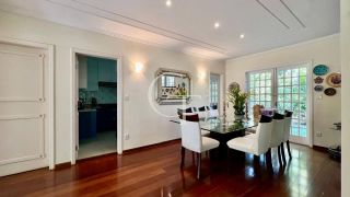 Casa estilo Colonial com Arquitetura Atemporal em Meio à Natureza no Condomínio Fazenda Vila Real -