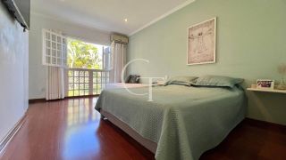 Casa estilo Colonial com Arquitetura Atemporal em Meio à Natureza no Condomínio Fazenda Vila Real -