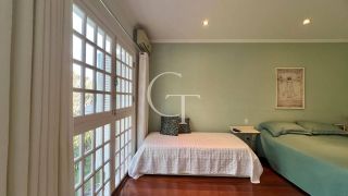 Casa estilo Colonial com Arquitetura Atemporal em Meio à Natureza no Condomínio Fazenda Vila Real -