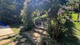 Casa estilo Colonial com Arquitetura Atemporal em Meio à Natureza no Condomínio Fazenda Vila Real -