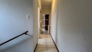 Casa á Venda com 3 quartos sendo Suíte e Churrasqueira no Condomínio Riviera, Itu