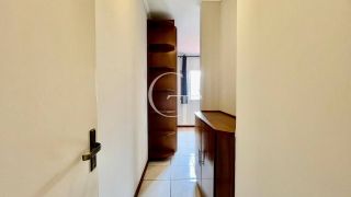 Casa á Venda com 3 quartos sendo Suíte e Churrasqueira no Condomínio Riviera, Itu