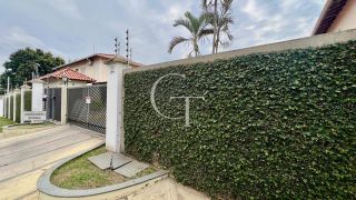 Casa á Venda com 3 quartos sendo Suíte e Churrasqueira no Condomínio Riviera, Itu