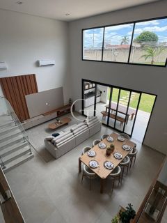 Casa Nova á Venda com 4 Suítes e Piscina no Condomínio Portal dos Bandeirantes- Salto