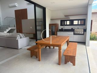 Casa Nova á Venda com 4 Suítes e Piscina no Condomínio Portal dos Bandeirantes- Salto