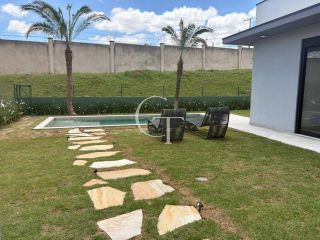 Casa Nova á Venda com 4 Suítes e Piscina no Condomínio Portal dos Bandeirantes- Salto