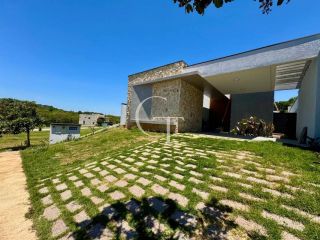 Casa Nova com 3 Suítes e Piscina no Condomínio Alphaville Itu