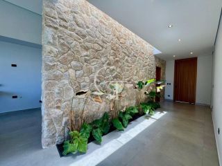 Casa Nova com 3 Suítes e Piscina no Condomínio Alphaville Itu