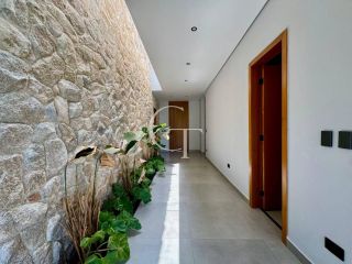 Casa Nova com 3 Suítes e Piscina no Condomínio Alphaville Itu