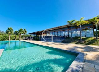 Casa Nova com 3 Suítes e Piscina no Condomínio Alphaville Itu