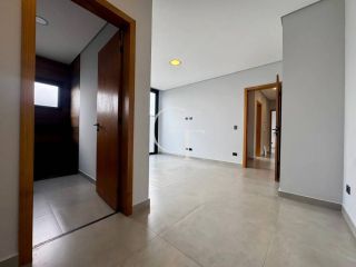 Casa Nova e Moderna com Piscina e 3 Suítes no Condomínio Alphaville Castelo Itu