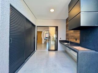 Casa Térrea Moderna com Espaço Gourmet no Condomínio Park Gran Reserve Indaiatuba