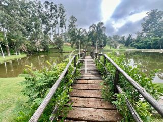 Chácara com Piscina no Condomínio Santa Inês em Itu