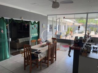 Casa com Piscina e 4 Dormitórios no Potiguara em Itu