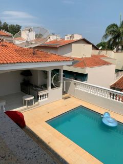 A casa a venda no Condomínio Portal de Itu I