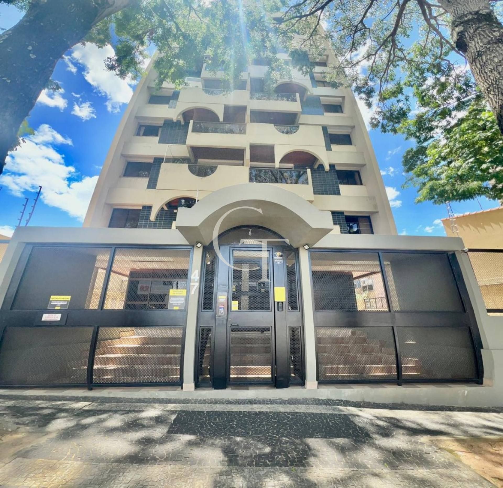 Cobertura de 272 m² com Terraço e Vista 360° para Locação no Edifício Villa Bianca em Itu