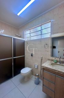 Casa Para Vender com 3 quartos 01 suítes no bairro Centro em Itu