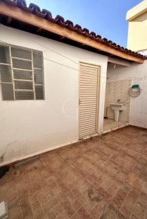 Casa Para Vender com 3 quartos 01 suítes no bairro Centro em Itu