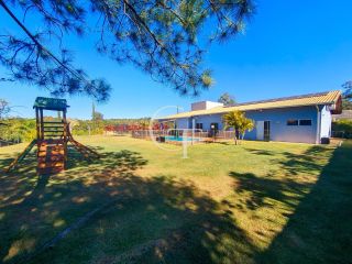 Chácara Para Vender com 04 quartos 02 suítes no Condomínio Terras Di Leonardi em Itu