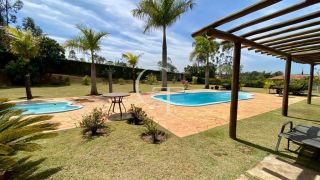 Chácara Mobiliada Para venda ou locação com 03 suítes no Condomínio Terras Di Leonardi em Itu