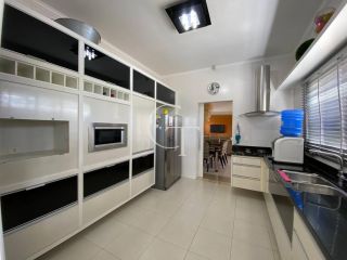 Chácara Mobiliada Para venda ou locação com 03 suítes no Condomínio Terras Di Leonardi em Itu