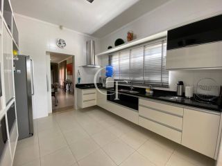 Chácara Mobiliada Para venda ou locação com 03 suítes no Condomínio Terras Di Leonardi em Itu