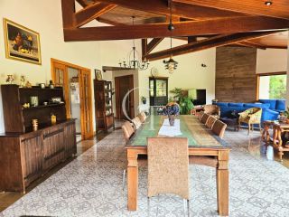 Chácara á Venda com 04 quartos 04 suítes no Condomínio Terras Di Leonardi - Itu