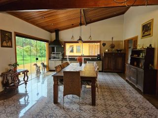 Chácara á Venda com 04 quartos 04 suítes no Condomínio Terras Di Leonardi - Itu