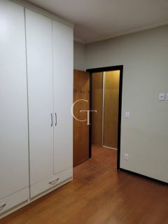 Casa na Vila Cleto com Piscina