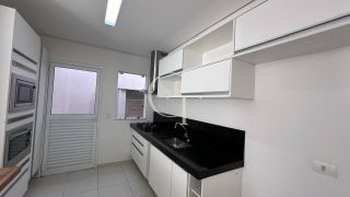 Casa de Condomínio Para Alugar com 03 quartos 01 suítes no bairro Pinheirinho em Itu