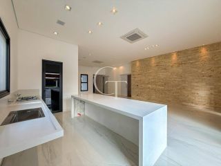 Casa térrea de luxo com 5 suítes e piscina no Condomínio Xapada Parque em Itu