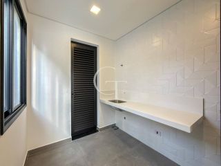 Casa térrea de luxo com 5 suítes e piscina no Condomínio Xapada Parque em Itu