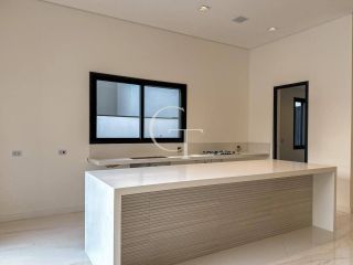 Casa térrea de luxo com 5 suítes e piscina no Condomínio Xapada Parque em Itu