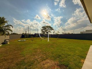 Casa térrea de luxo com 5 suítes e piscina no Condomínio Xapada Parque em Itu