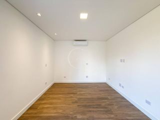 Casa térrea de luxo com 5 suítes e piscina no Condomínio Xapada Parque em Itu