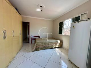 Casa Para Vender com 03 quartos 01 suítes no bairro Parque Nossa Senhora da Candelária em Itu