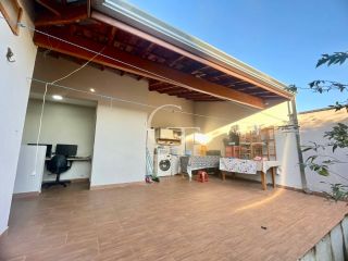 Casa Reformada à Venda em Itu | Vila Gardiman | 2 Dormitórios, Suíte com Closet, Área Gourmet e Permuta