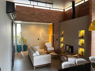 Casa Térrea de Alto Padrão no Condomínio UNA – Itu | 3 Dormitórios, Conceito Aberto e Área Gourmet