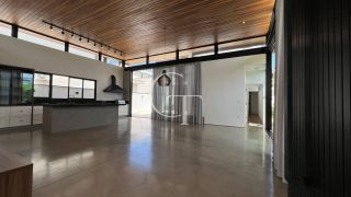 Casa Térrea Moderna no Condomínio Reserva Saint Paul Itu com piscina e spa aquecidos