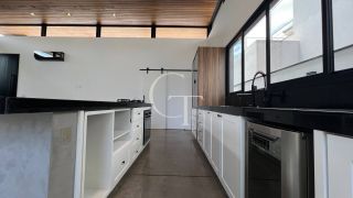 Casa Térrea Moderna no Condomínio Reserva Saint Paul Itu com piscina e spa aquecidos