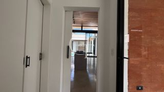 Casa Térrea Moderna no Condomínio Reserva Saint Paul Itu com piscina e spa aquecidos