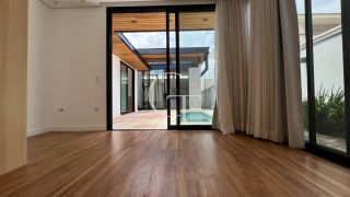 Casa Térrea Moderna no Condomínio Reserva Saint Paul Itu com piscina e spa aquecidos