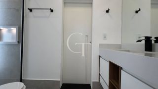 Casa Térrea Moderna no Condomínio Reserva Saint Paul Itu com piscina e spa aquecidos