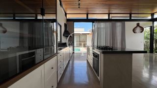 Casa Térrea Moderna no Condomínio Reserva Saint Paul Itu com piscina e spa aquecidos