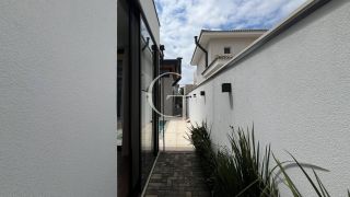 Casa Térrea Moderna no Condomínio Reserva Saint Paul Itu com piscina e spa aquecidos