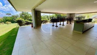 Casa à Venda no Condomínio Portal dos Bandeirantes em Salto