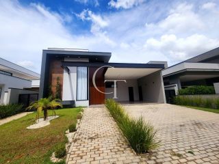 Casa à Venda no Condomínio Portal dos Bandeirantes em Salto