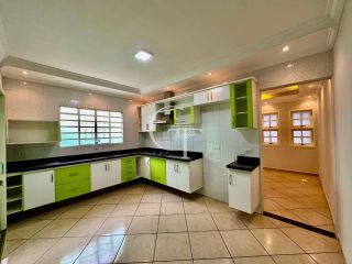 Casa à Venda de 105 m² com 2 Dormitórios no Bairro Vila Texeira em Salto SP